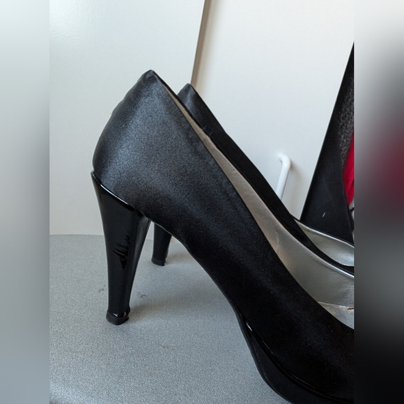 Black Italian pumps - Picture 2 of 8